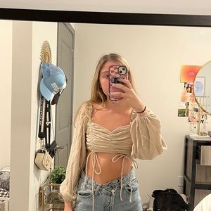 isabelle’s cabinet crop top